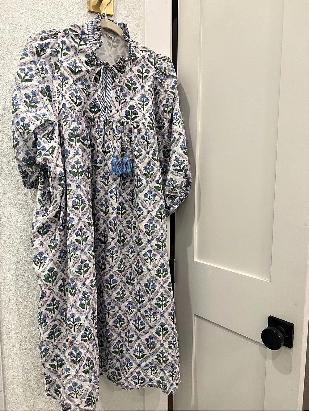 Fab'rik Floral Mini Dress in White & Blue Size Small Like New